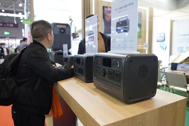 畅谈生态未来 | 铂陆帝户外电源亮相九州汽车生态展