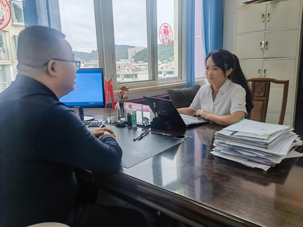 精彩源于联通--与您携手共进，乘风飞扬