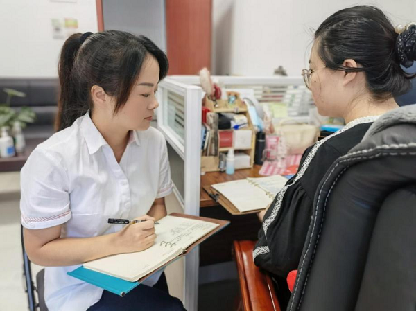 精彩源于联通--与您携手共进，乘风飞扬
